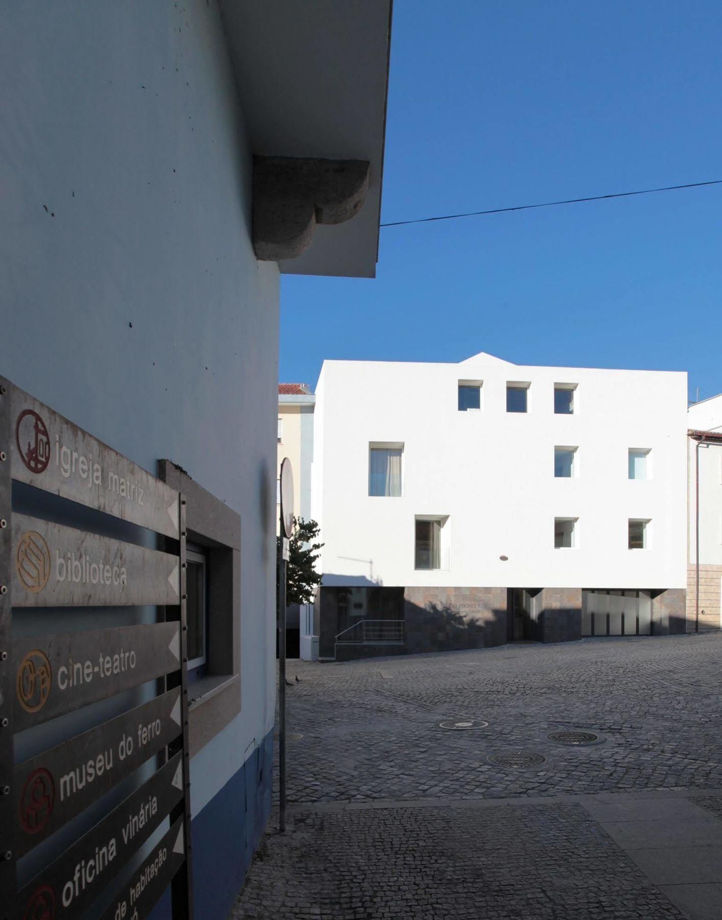 Gasthaus Casa Dona Maria Luiza Torre De Moncorvo Exterior foto